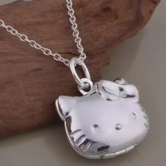 Hello Kitty 925 Sterling Silver Locket Necklace - Picture 2 of 4